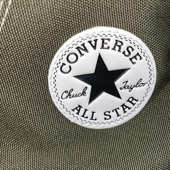 Converse Run Star Hike High
Cargo Khaki, new, size 11.5, very comfy, last one! - Picture 5 of 11